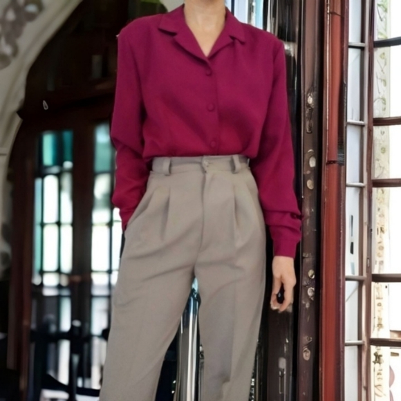 Vtg Notched Collar Blouse - Picture 2 of 5